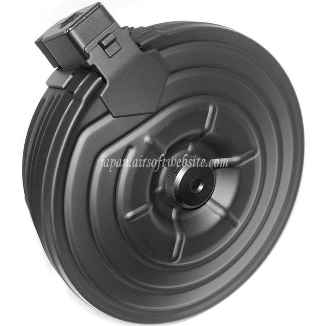 CYMA 2500発 鋼板製ワイヤード&サウンドコントロール電動ドラムマガジン EU 220V プラグ付き充電器 AK シリーズ AEG ライフル エアソフトガン対応 ブラック