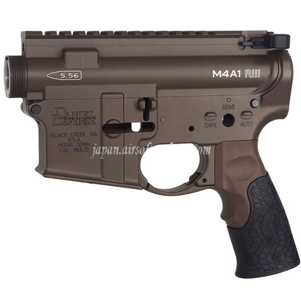 CYMA CGS Daniel Defense M4A1 RIIIレシーバーキット CYMA CGS 東京マルイ M4 シリーズ MWS GBB ライフル エアソフトガンに適合