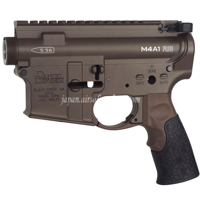 CYMA CGS Daniel Defense M4A1 RIIIレシーバーキット CYMA CGS 東京マルイ M4 シリーズ MWS GBB ライフル エアソフトガンに適合